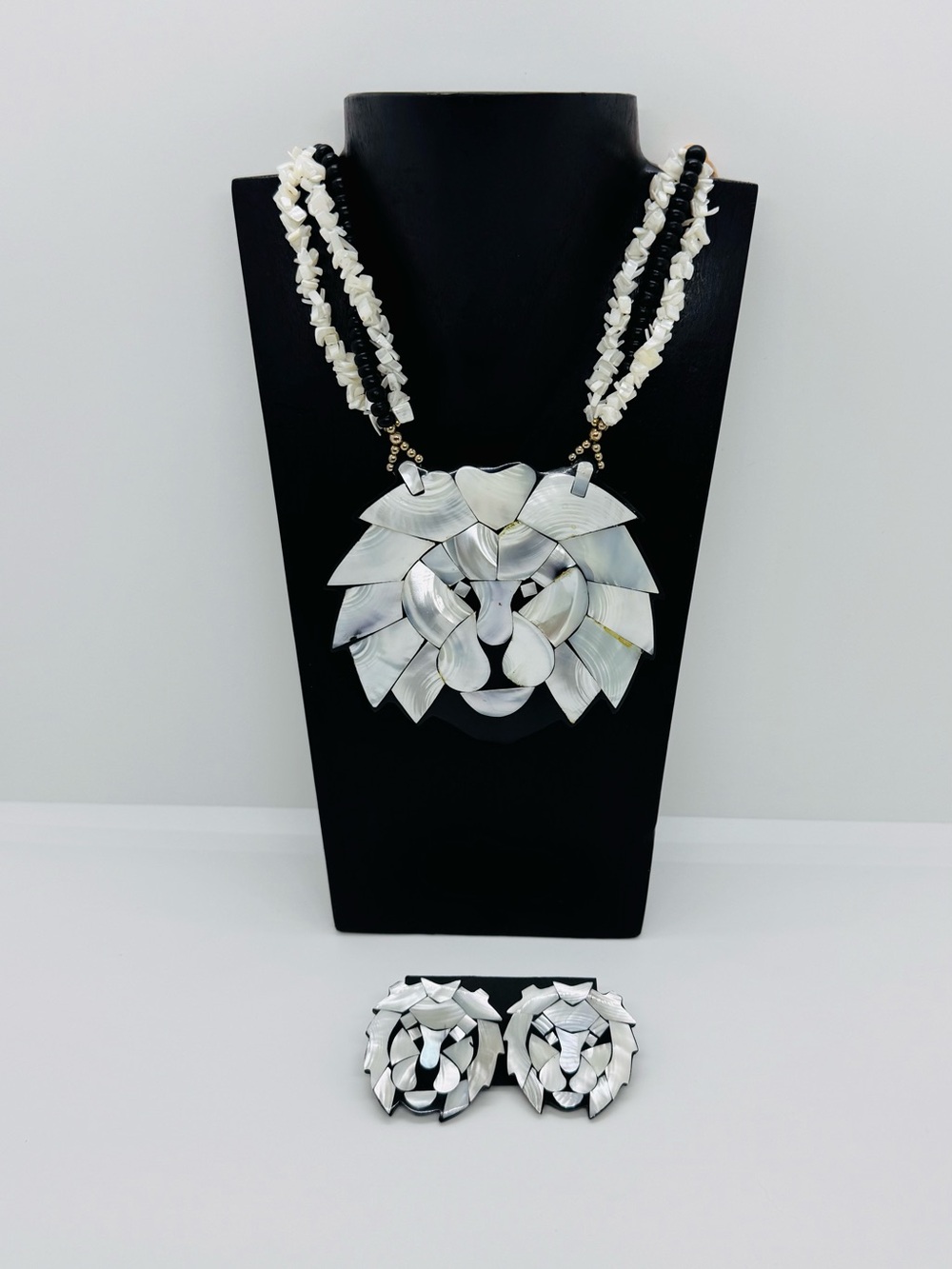 Vintage Lee Sands Mother of Pearl Lion Necklace & Earrings